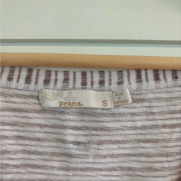 Prana Free Float Top Casis Stripes V-Neck - Picture 4 of 6